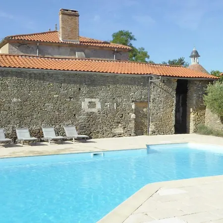 Chateau Breduriere Bed & Breakfast