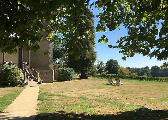 Chateau Breduriere Couette-café 4*