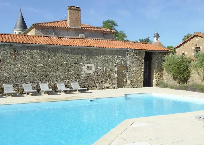 Chateau Breduriere Bed & Breakfast