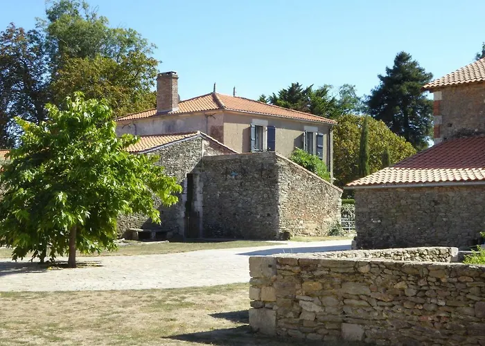 Couette-café Chateau Breduriere Moutiers-sur-le-Lay