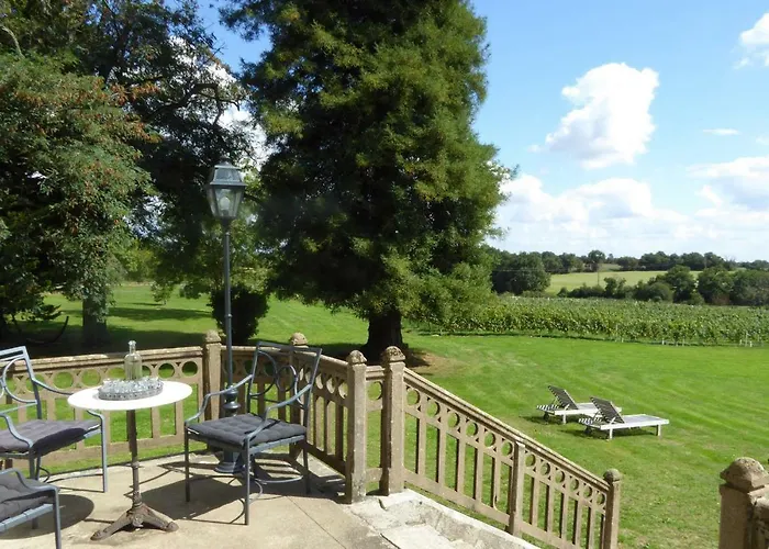 Chateau Breduriere Couette-café