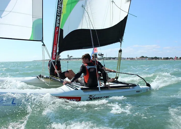 Chateau Breduriere Bed & Breakfast Moutiers-sur-le-Lay